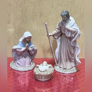 The Valencia Collection Roman Inc holy family Mary Joseph Jesus nativity set